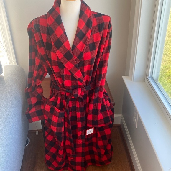 Wondershop Adult  Red/Black Buffalo Check Plaid Fleece Robe small - Picture 3 of 7